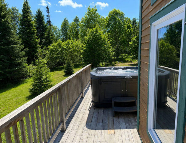 shnl_6beach_hottub_deck